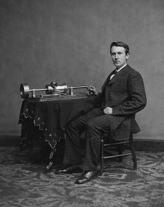 Hoy es el Cumpleaños del Fonógrafo, 134 Años de Grandes éxitos!